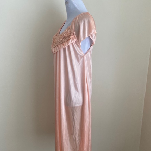 Lati Fashions NWT Nightgown Peach Nylon Medium ... - Picture 7 of 7